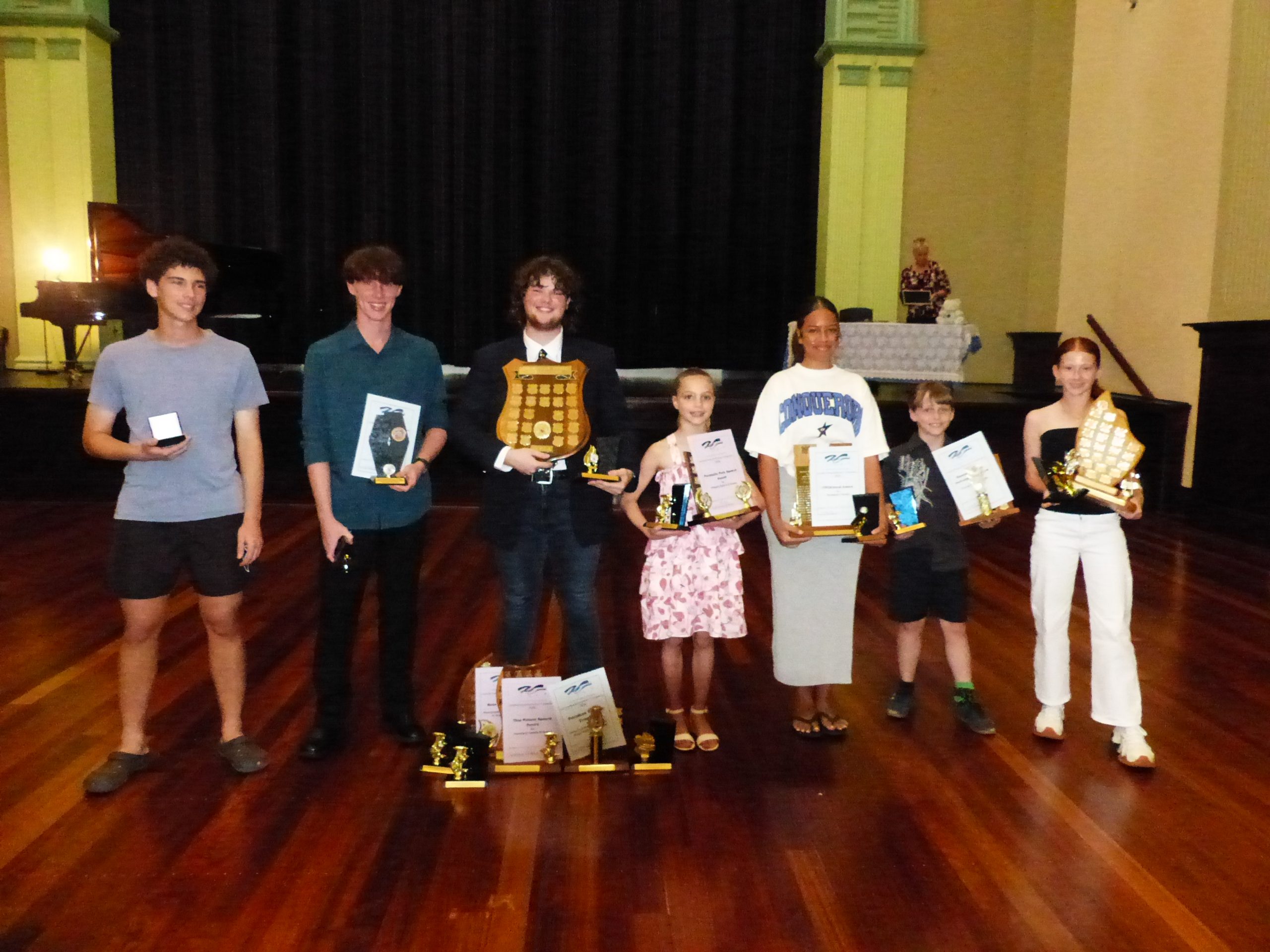 Innisfail Young Performers
